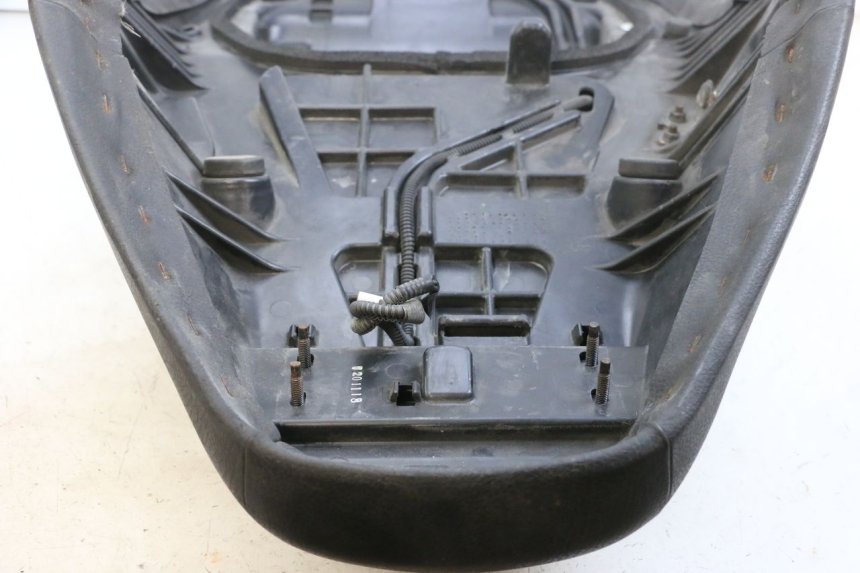 photo de SEAT SUZUKI BURGMAN EXECUTIVE ABS 650 (2006 - 2012) - Detailed visual inspection