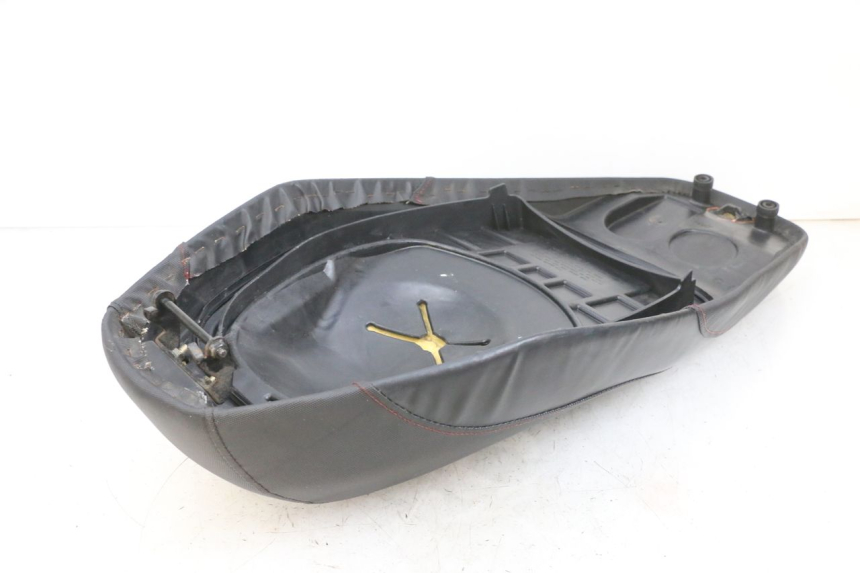 photo de SEAT SYM CROX 4T 50 (2016 - 2023) - Surface and material condition