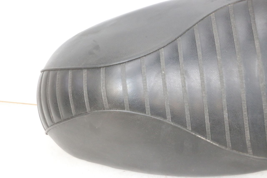 photo de SEAT PEUGEOT DJANGO 4T 50 (2014 - 2019) - High-resolution close-up