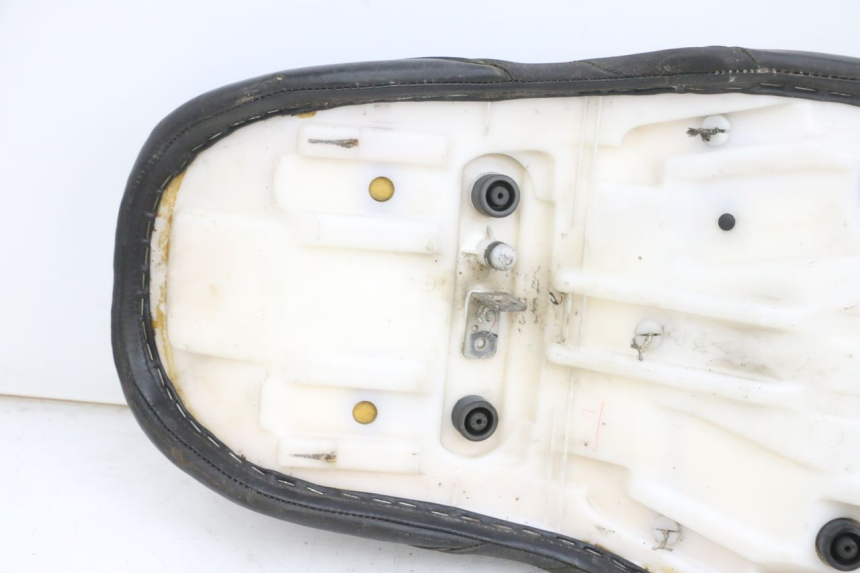 photo de SEAT YAMAHA FZ6 N FAZER 600 (2004 - 2006)