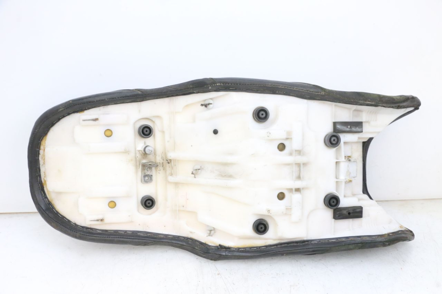 photo de SEAT YAMAHA FZ6 N FAZER 600 (2004 - 2006)