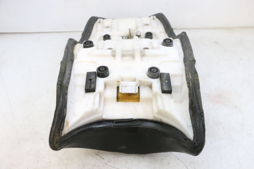 photo de SEAT YAMAHA FZ6 N FAZER 600 (2004 - 2006)