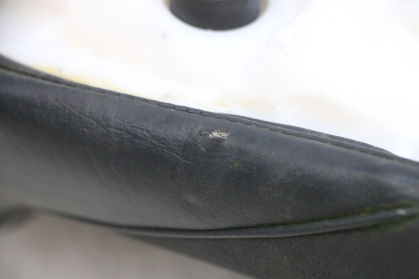 photo de SEAT YAMAHA FZ6 N FAZER 600 (2004 - 2006)