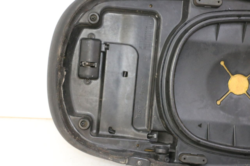 photo de SEAT PIAGGIO LXV 4T 50 (2009 - 2013)