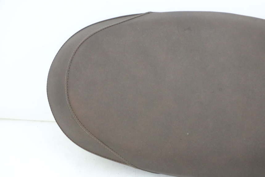 photo de SEAT EFUN PUSA 1 - High-resolution close-up