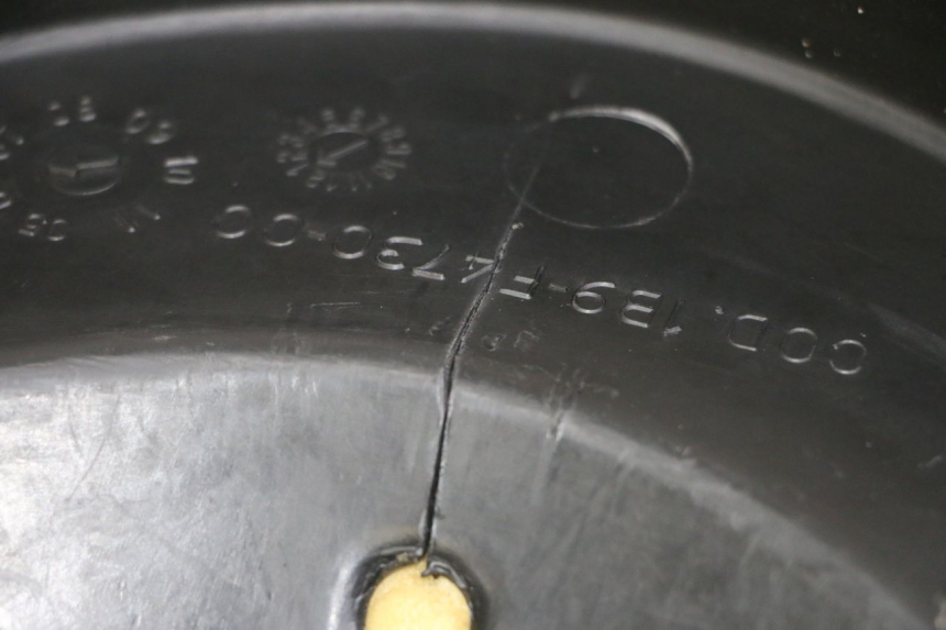 photo de SEAT YAMAHA XMAX X-MAX 125 (2006 - 2009) - Surface and material condition