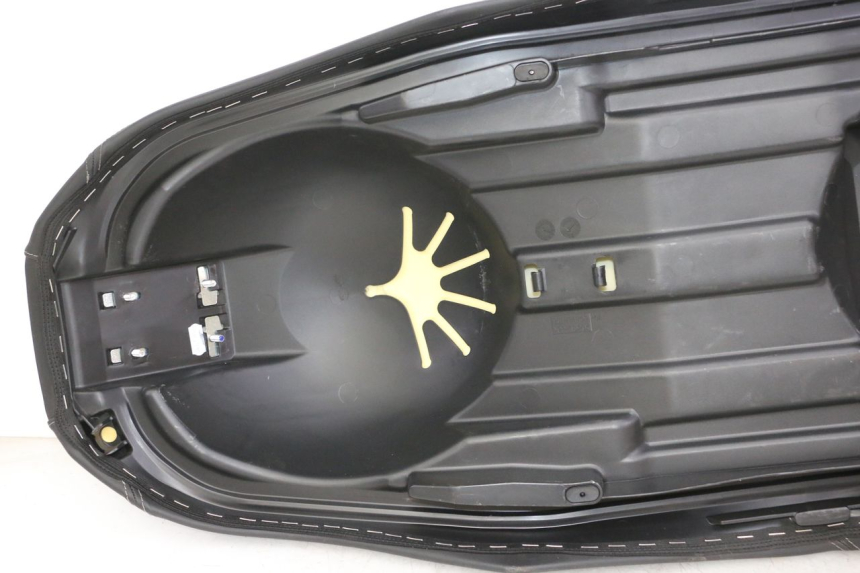 photo de SEAT YAMAHA XMAX X-MAX 125 (2021 - 2025)