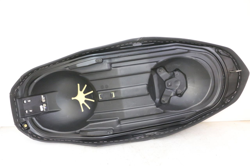 photo de SEAT YAMAHA XMAX X-MAX 125 (2021 - 2025)