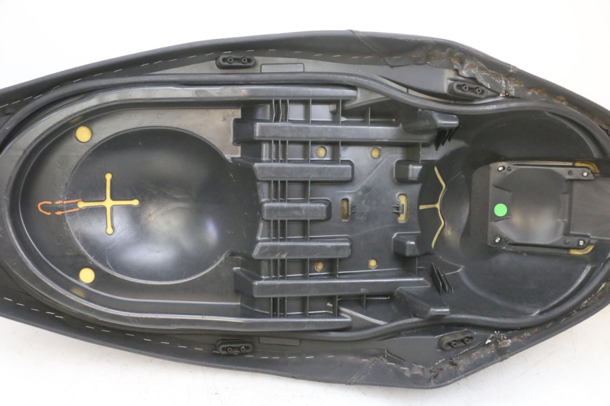 photo de SEAT YAMAHA XMAX X-MAX 125 (2006 - 2009) - High-resolution close-up