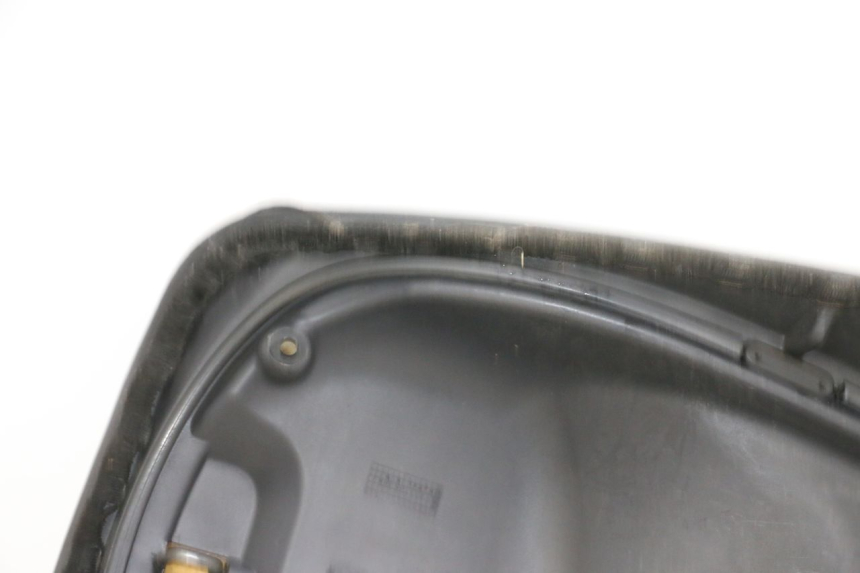 photo de SEAT PIAGGIO X8 125 (2004 - 2007) - Detailed visual inspection