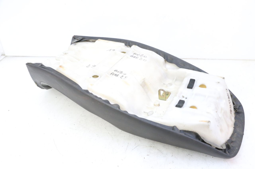 photo de SEAT YAMAHA XJN DIVERSION 600 (2000 - 2003)