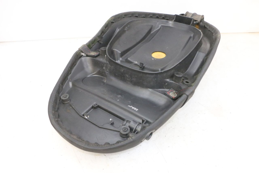 photo de SEAT PIAGGIO ZIP 4T 50 (2018 - 2020) - Fixing points details