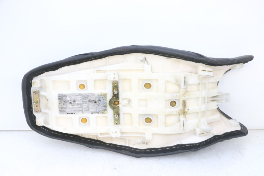photo de SEAT KAWASAKI ZR 7 750 (1999 - 2001) - Surface and material condition