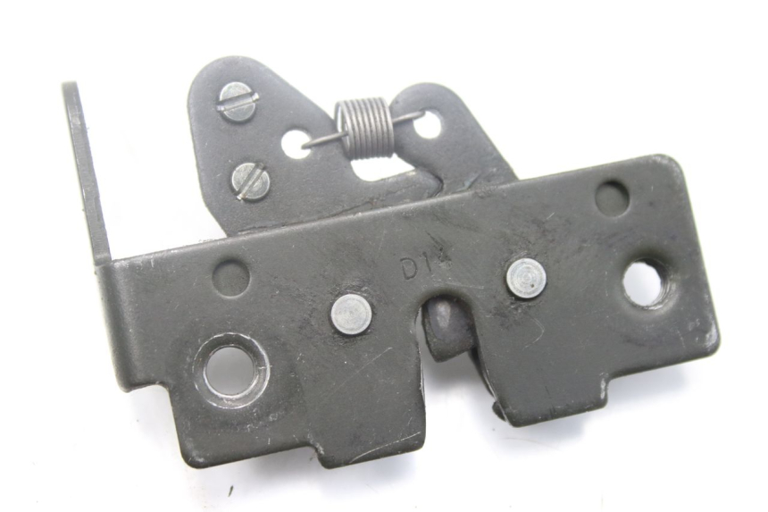 photo de SEAT LOCK PIAGGIO MP3 500 (2014 - 2016) - Zoom on usage condition