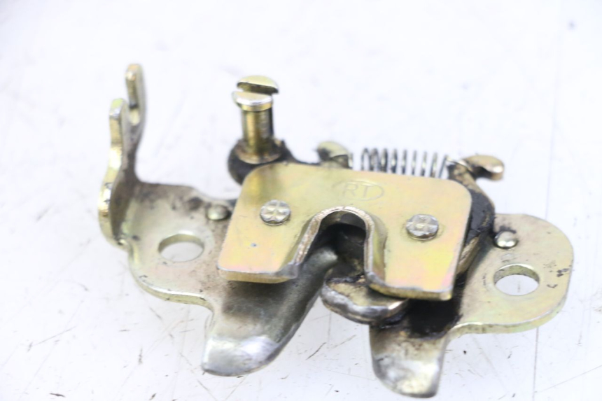 photo de SEAT LOCK PEUGEOT KISBEE 2T 50 (2010 - 2017)