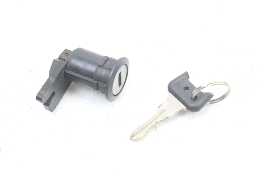 photo de SEAT LOCK SET PEUGEOT TKR TREKKER FURIOUS 50 (2005 - 2014)