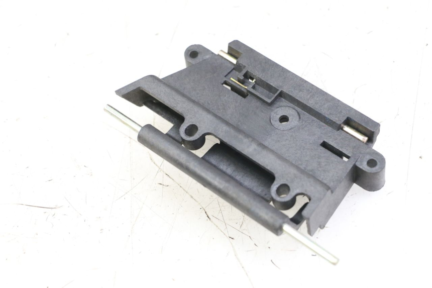 photo de SEAT LOCK SET PEUGEOT VIVACITY 125 (2010 - 2017)