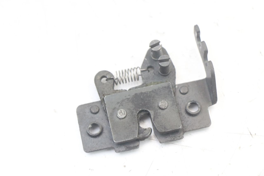 photo de SEAT LOCK PIAGGIO XEVO - X EVO 125 (2007 - 2016) - Main view