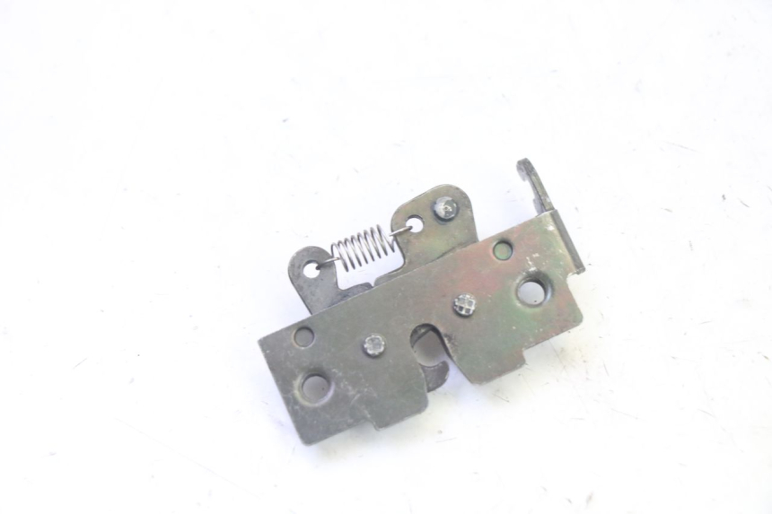 photo de SEAT LOCK QUADRO 4 4D 350 (2015 - 2018)