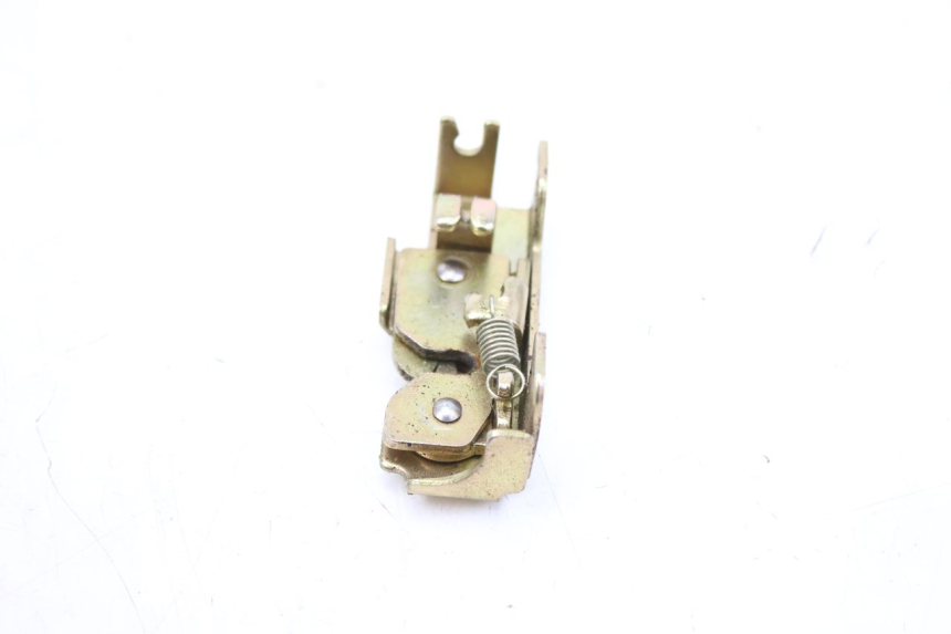 photo de SEAT LOCK KYMCO AGILITY NAKED RENOUVO 4T 50 (2018 - 2020)