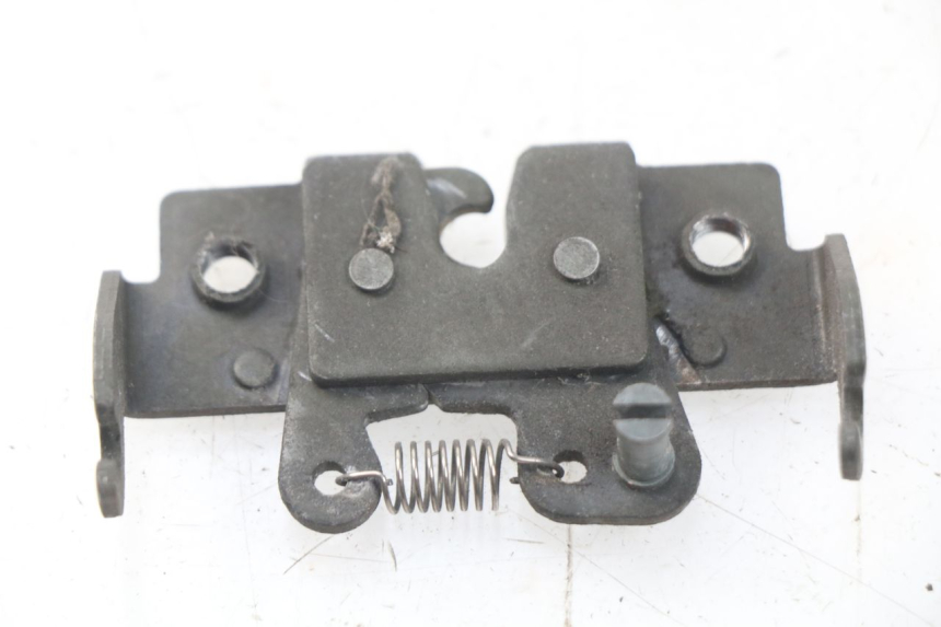 photo de SEAT LOCK APRILIA ATLANTIC 125 (2003 - 2009) - Zoom on usage condition