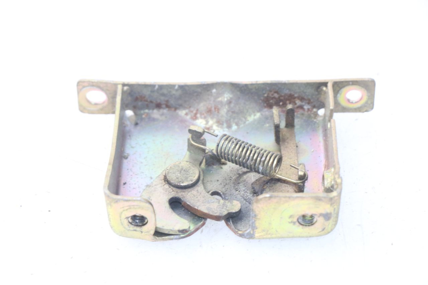 photo de SEAT LOCK PGO BIG MAX 50 (2001 - 2009)