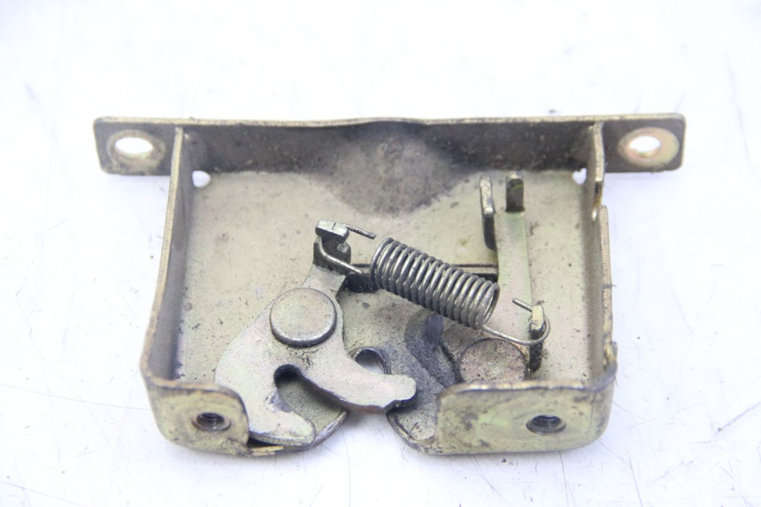 photo de SEAT LOCK PGO BIG MAX 50 (2001 - 2009)