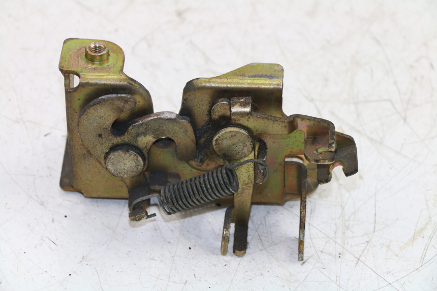 photo de SEAT LOCK HONDA FES PANTHEON 2T 125 (1998 - 2002)