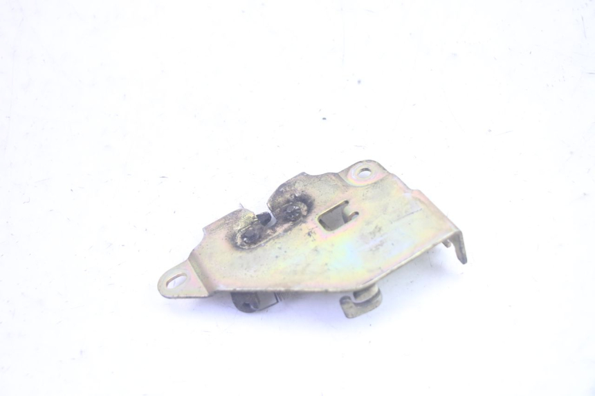 photo de SEAT LOCK SET SYM GTS EVO 125 (2009 - 2013) - Alternative perspective