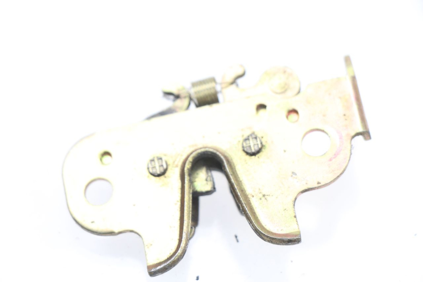 photo de SEAT LOCK PEUGEOT KISBEE 2T 50 (2010 - 2017)