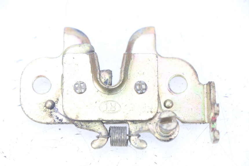 photo de SEAT LOCK PEUGEOT KISBEE 4T 50 (2018 - 2022)