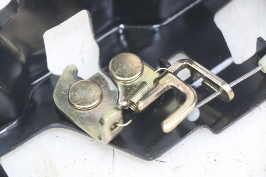 photo de SEAT LOCK SYM MIO 50 (2011 - 2017)