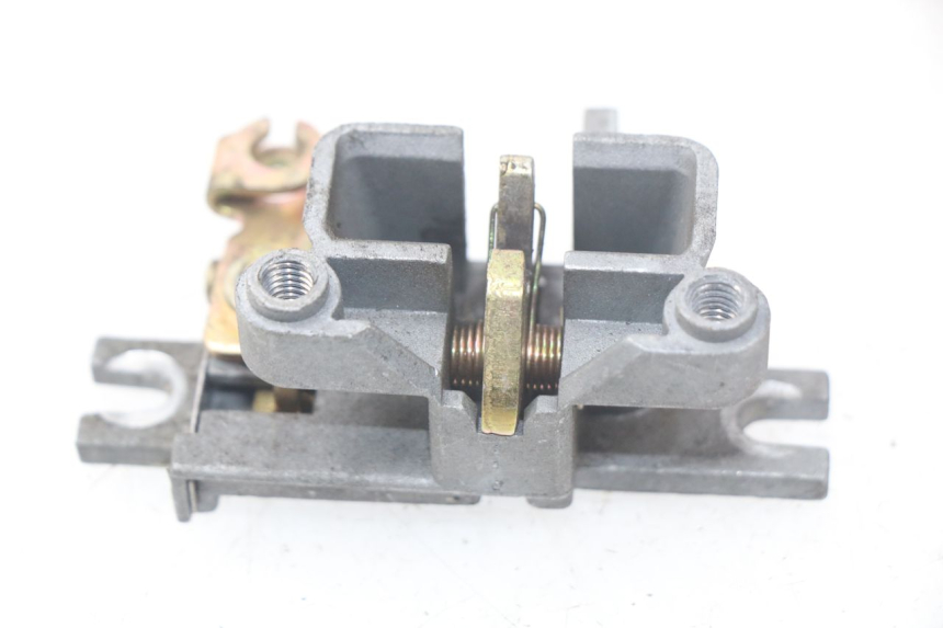 photo de SEAT LOCK SYM ORBIT III 3 4T 50 (2018 - 2021)