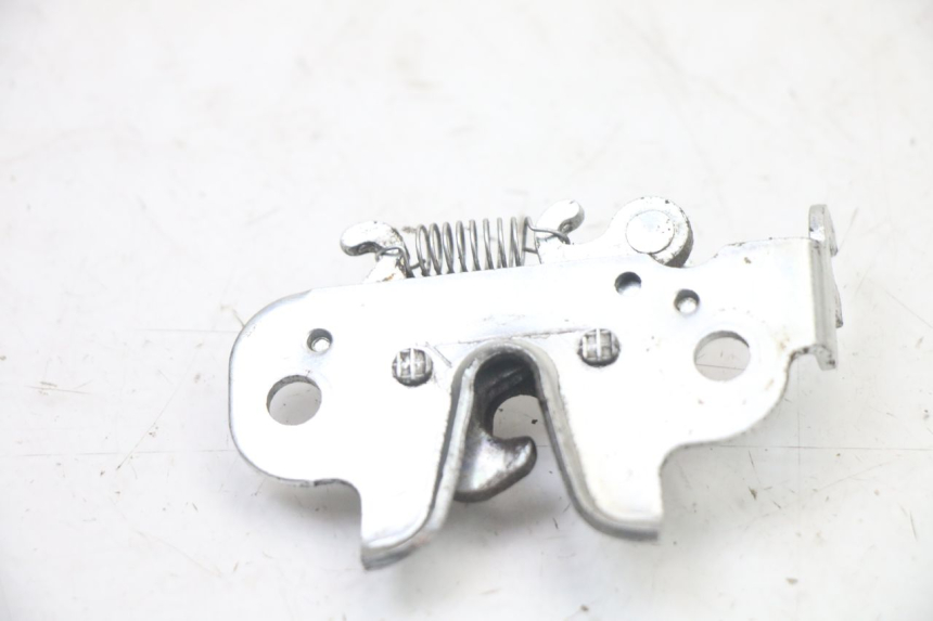 photo de SEAT LOCK PEUGEOT KISBEE 4T 50 (2018 - 2022)