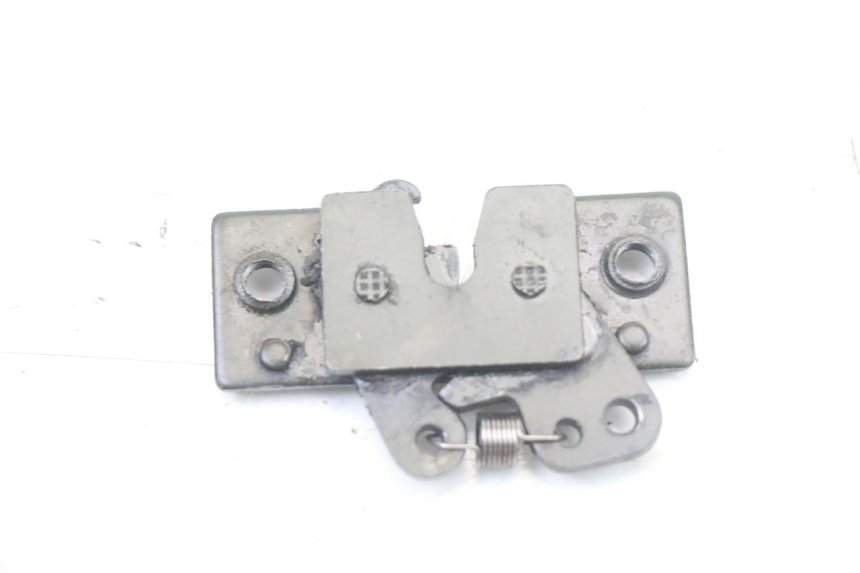 photo de SEAT LOCK PEUGEOT TKR TREKKER FURIOUS 50 (2005 - 2014)