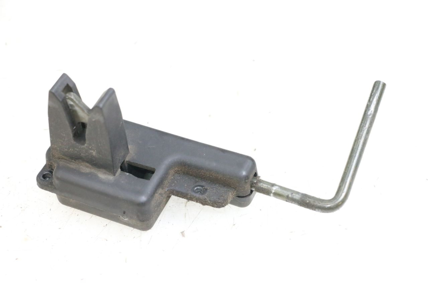photo de SEAT LOCK PIAGGIO FLY 2T 50 (2004 - 2017)