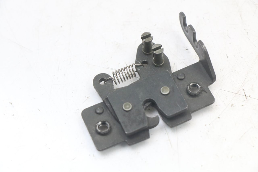 photo de SEAT LOCK SET PIAGGIO MP3 HPE 350 (2018 - 2020)