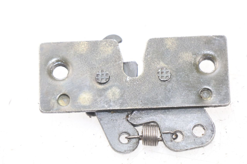 photo de SEAT LOCK SET PEUGEOT SATELIS 125 (2013 - 2018)