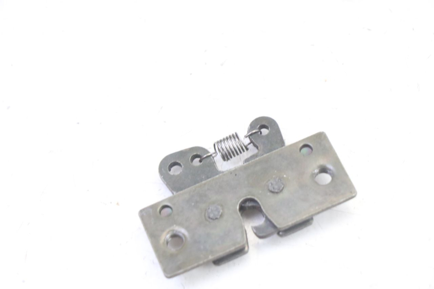 photo de SEAT LOCK SET PEUGEOT SATELIS 125 (2013 - 2018)