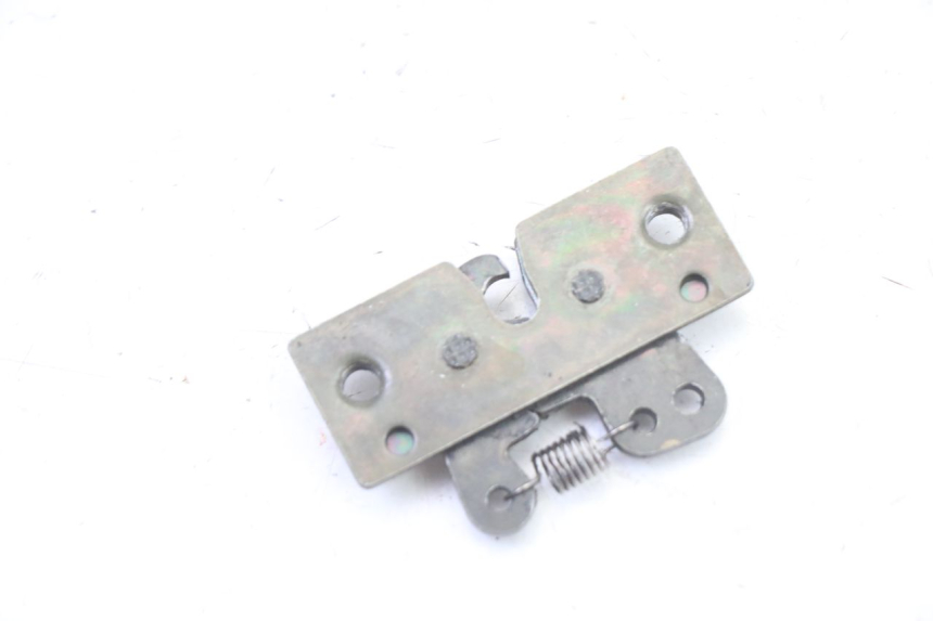 photo de SEAT LOCK SET PEUGEOT SATELIS 125 (2013 - 2018)