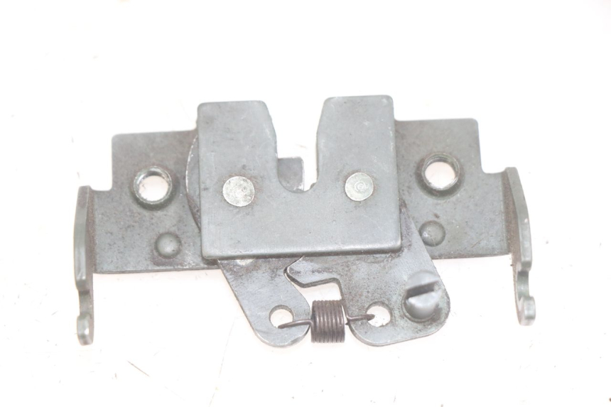 photo de SEAT LOCK APRILIA SCARABEO LIGHT 125 (2007 - 2011)