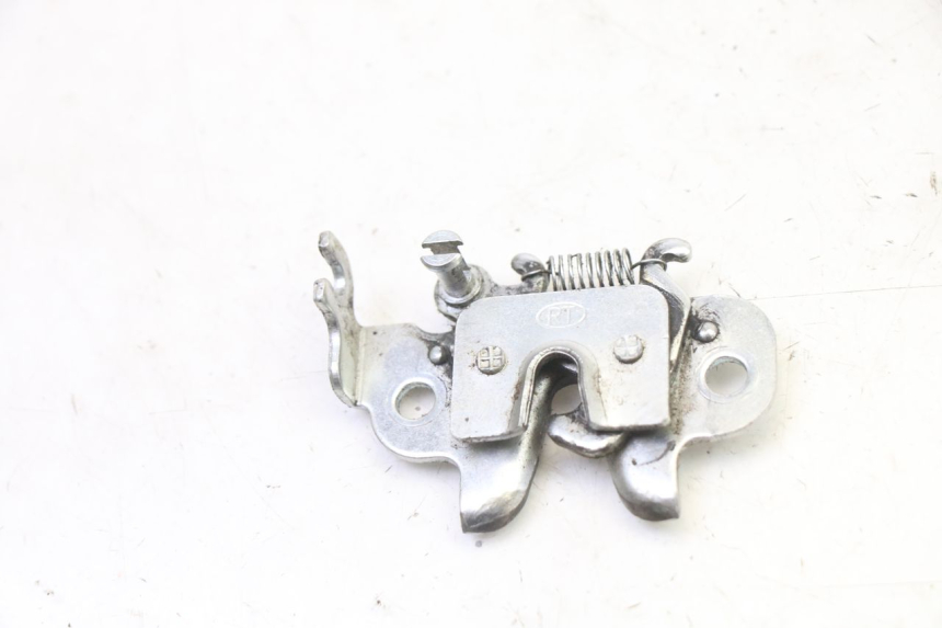 photo de SEAT LOCK SET PEUGEOT STREETZONE I NAKED 2T 50 (2018 - 2020)