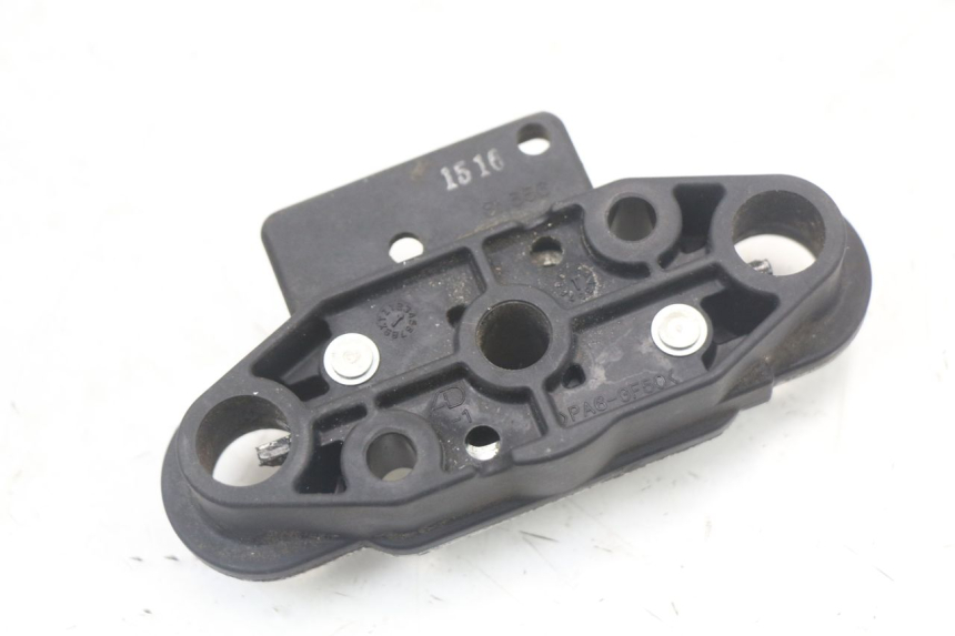 photo de SEAT LOCK SET SUZUKI GSR 750 (2011 - 2017)