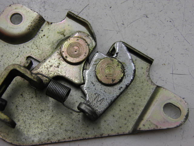 photo de SEAT LOCK SET SYM GTS 125 (2005 - 2008)