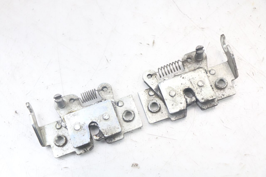 photo de SEAT LOCK YAMAHA XMAX X-MAX 125 (2006 - 2009) - Component detail