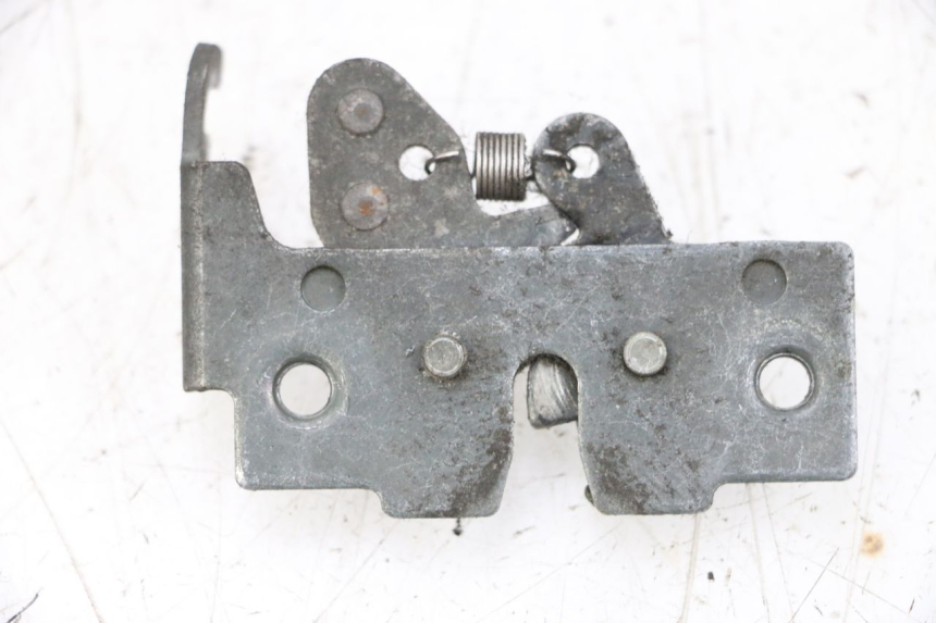 photo de SEAT LOCK PIAGGIO X8 125 (2004 - 2007) - Component detail