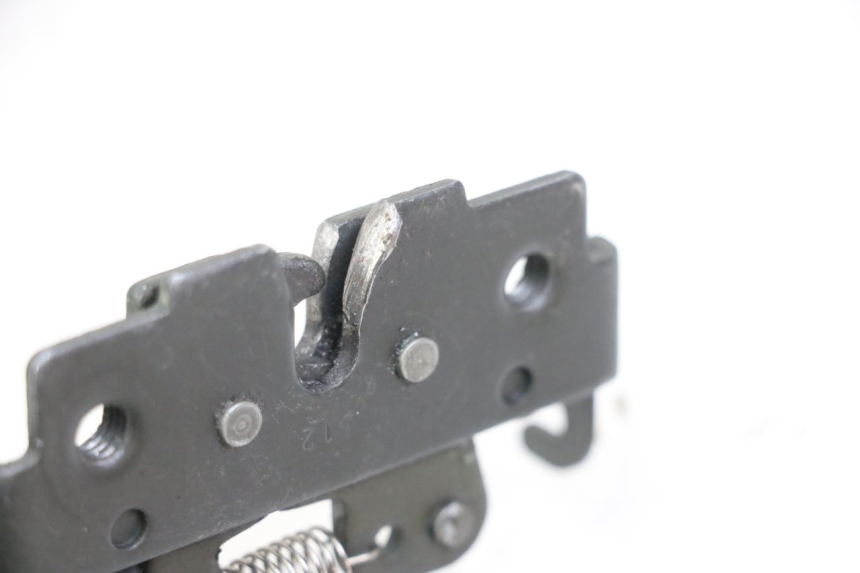 photo de SEAT LOCK PIAGGIO XEVO - X EVO 125 (2007 - 2016) - Component detail