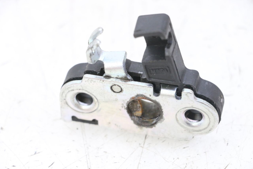 photo de SEAT LOCK YAMAHA NEOS NEO'S 4T 50 (2008 - 2016)