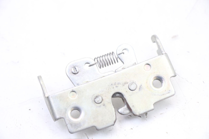 photo de SEAT LOCK YAMAHA NEOS NEO'S 4T 50 (2008 - 2016)