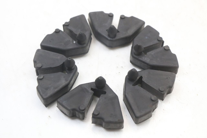 photo de SPROCKET SILENTBLOCK SUZUKI GSX E 250 (1982 - 1983)